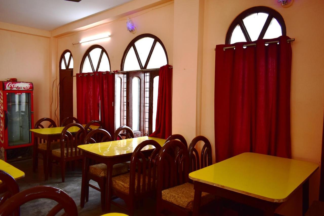 Sandhya Guest House Varanasi Near Ganga River 외부 사진