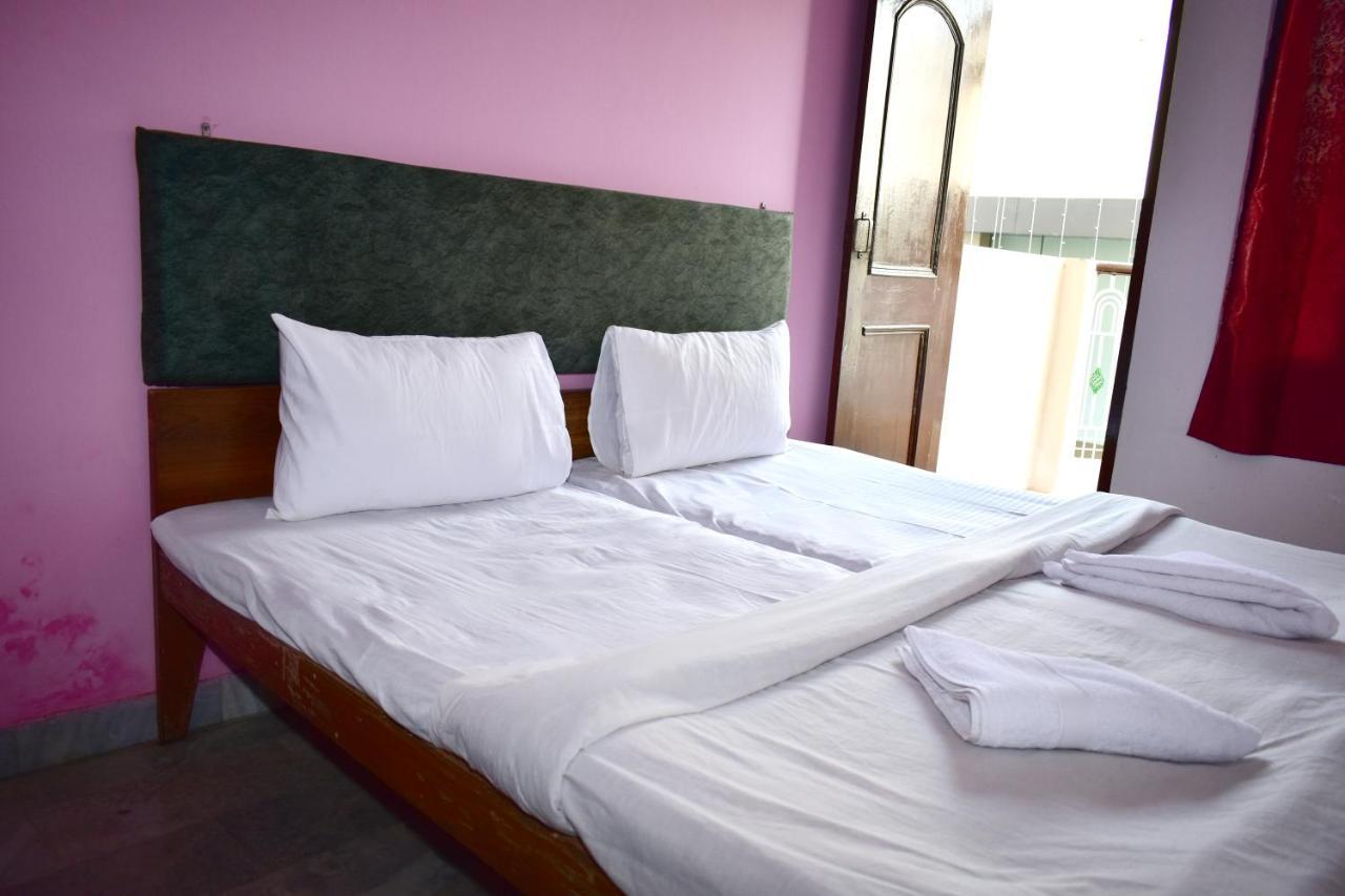 Sandhya Guest House Varanasi Near Ganga River 외부 사진